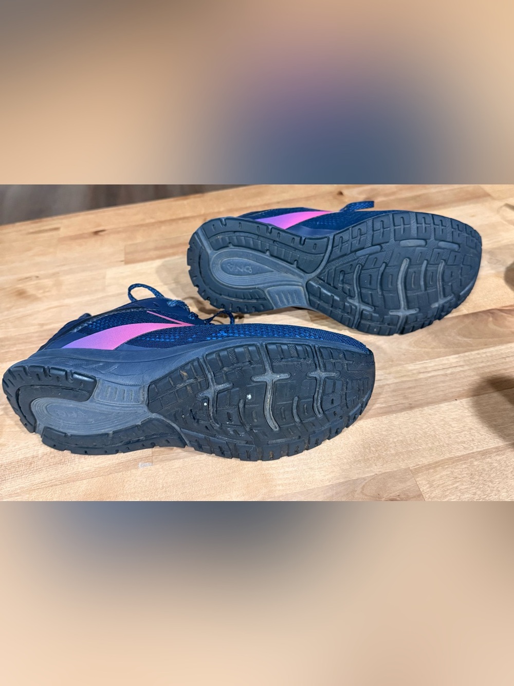 Brooks Navy Athletic Sneakers with Pink Trim - Picture 6 of 6